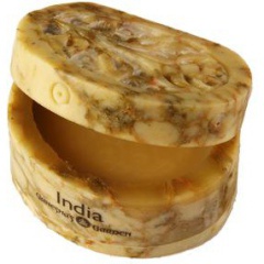 Ganesha's Garden - India by Between Heaven & Earth perfume bottle