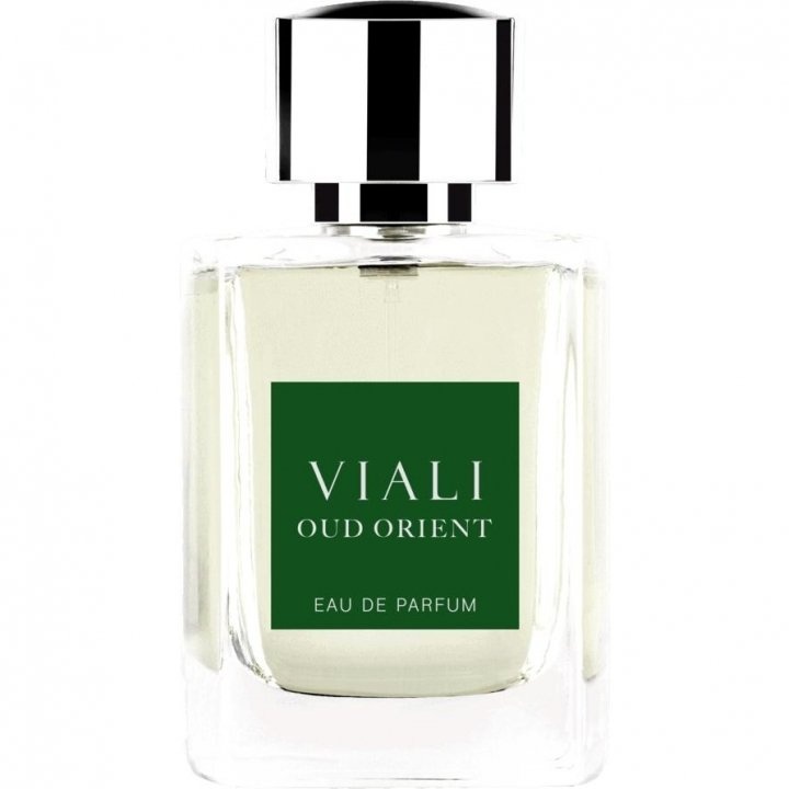 Oud Orient by Viali perfume bottle