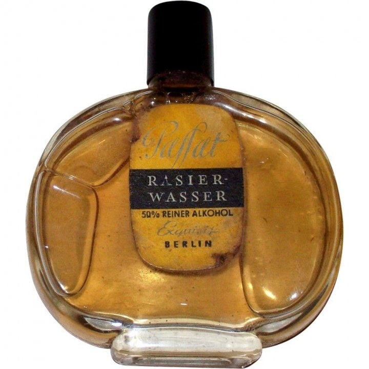 Passat by Exquisit Berlin / VEB Exquisit perfume bottle