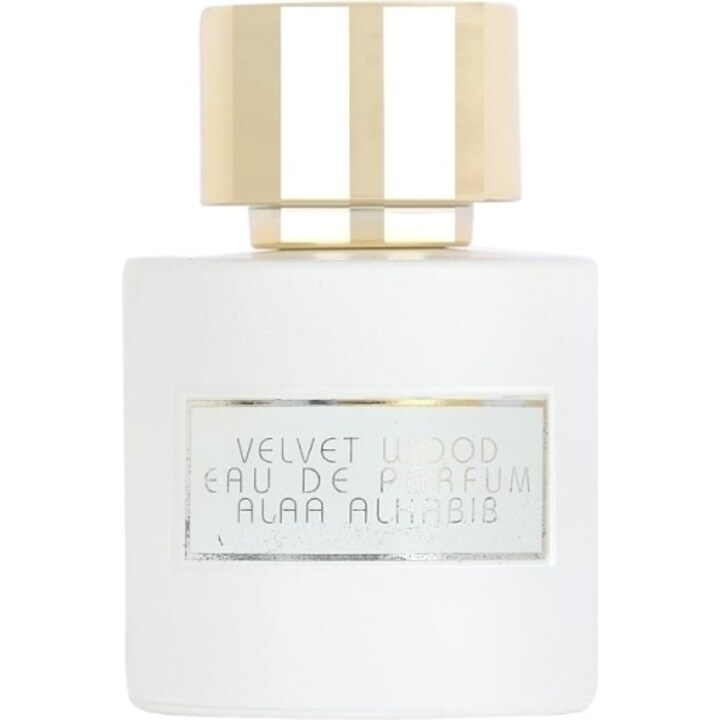 Velvet Wood by Alaa Alhabib / Alaa Artist perfume bottle