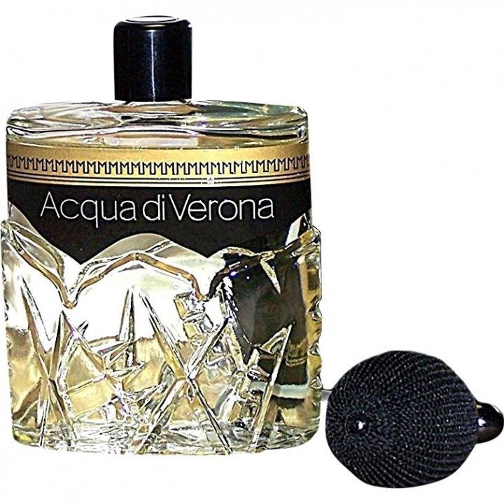 Acqua di Verona Uomo by Christian Ros's perfume bottle