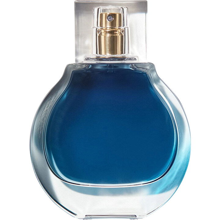 Blue Roan by KKW Fragrance / Kim Kardashian perfume bottle