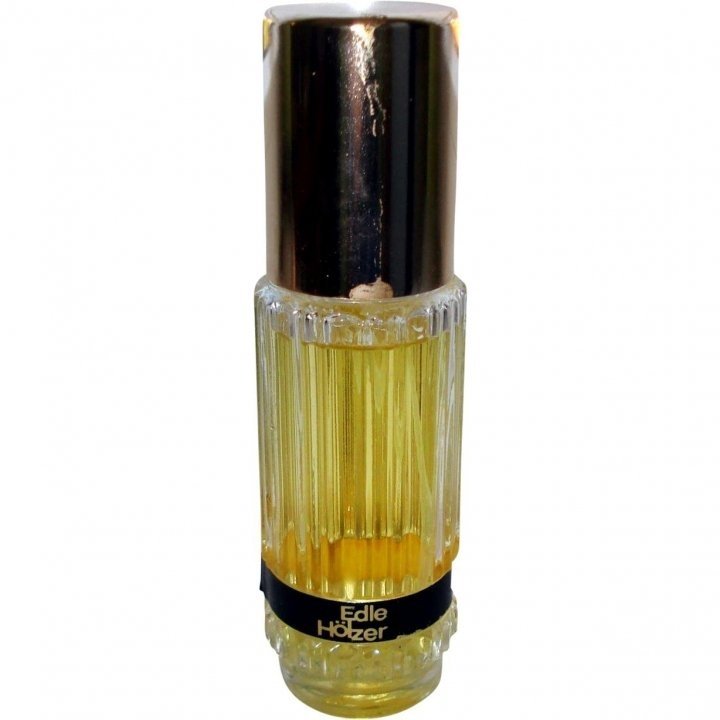 Edle Hölzer EDP by Ikebana-Kosmetik perfume bottle