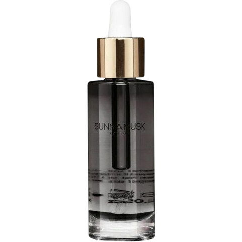 Hajar Al Aswad by Sunnamusk perfume bottle