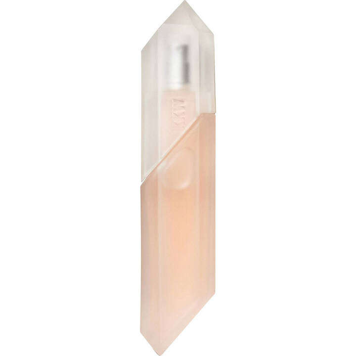 Crystal Peach by KKW Fragrance / Kim Kardashian perfume bottle