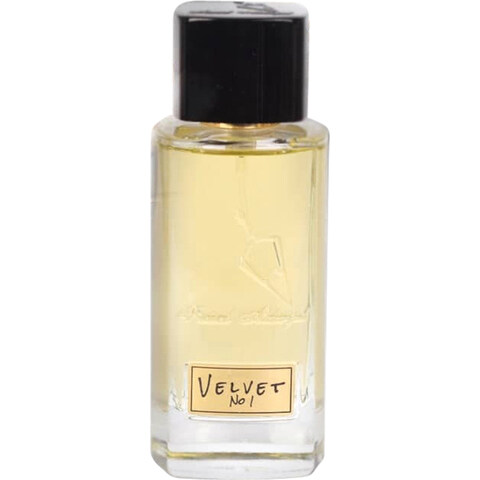 Velvet No 1 by Faisal Aldayel / فيصل الدايل perfume bottle