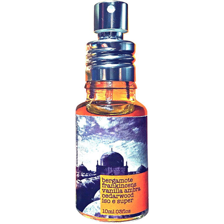 Bergamote by Independent's Warsaw perfume bottle